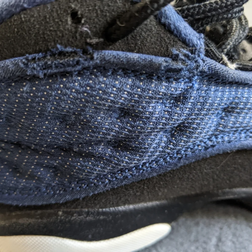 Nike Air Jordan retro 13 sz 2Y‎ navy black. Boys